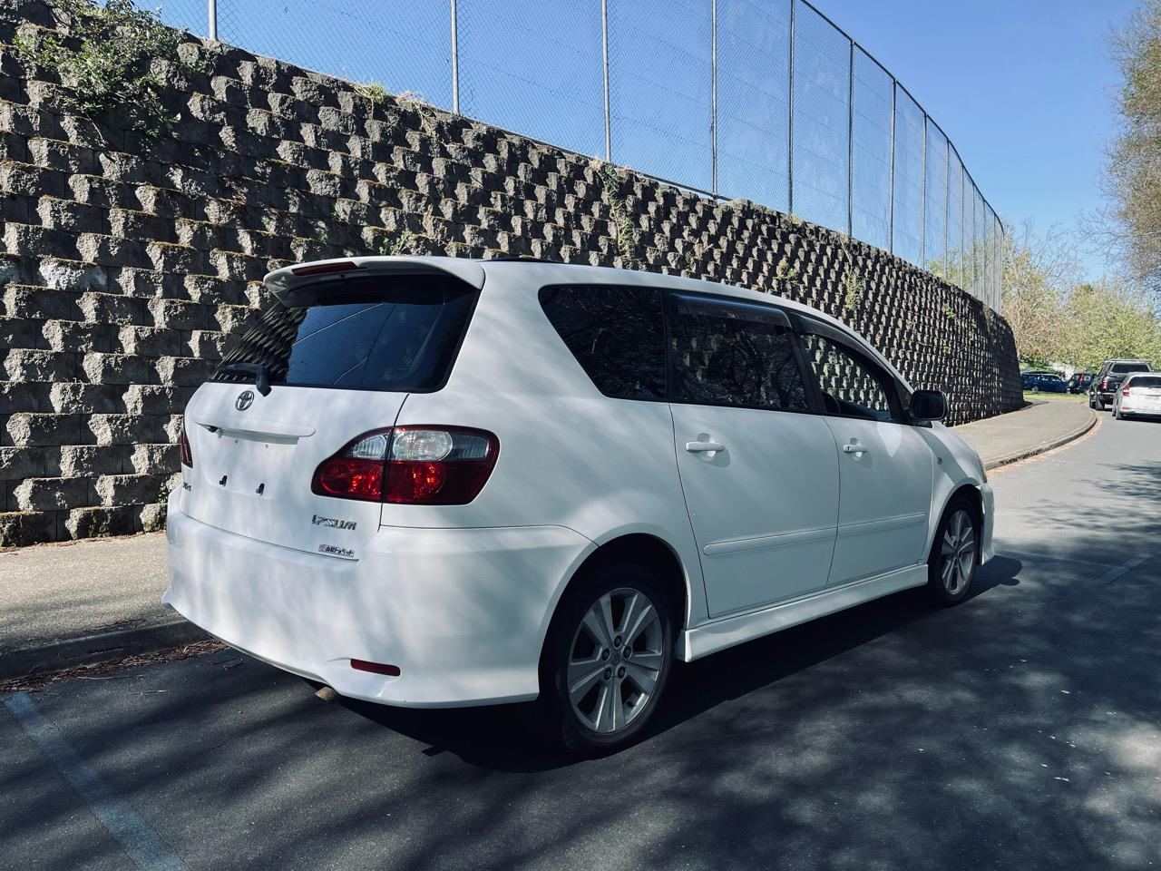 2006 Toyota IPSUM