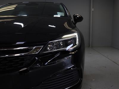 2018 Holden Astra - Thumbnail