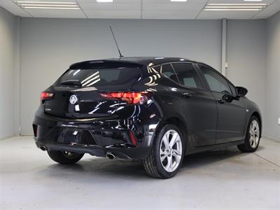 2018 Holden Astra - Thumbnail