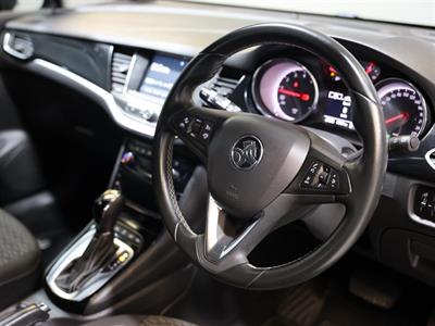 2018 Holden Astra - Thumbnail