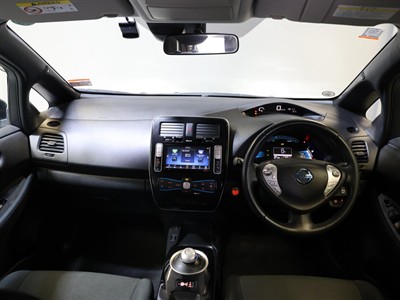 2017 Nissan Leaf - Thumbnail