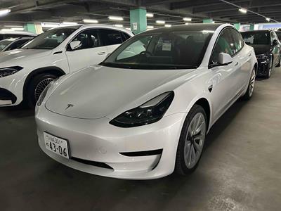 2022 Tesla Model 3 - Thumbnail