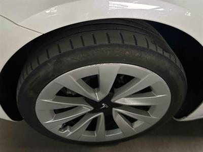 2022 Tesla Model 3 - Thumbnail