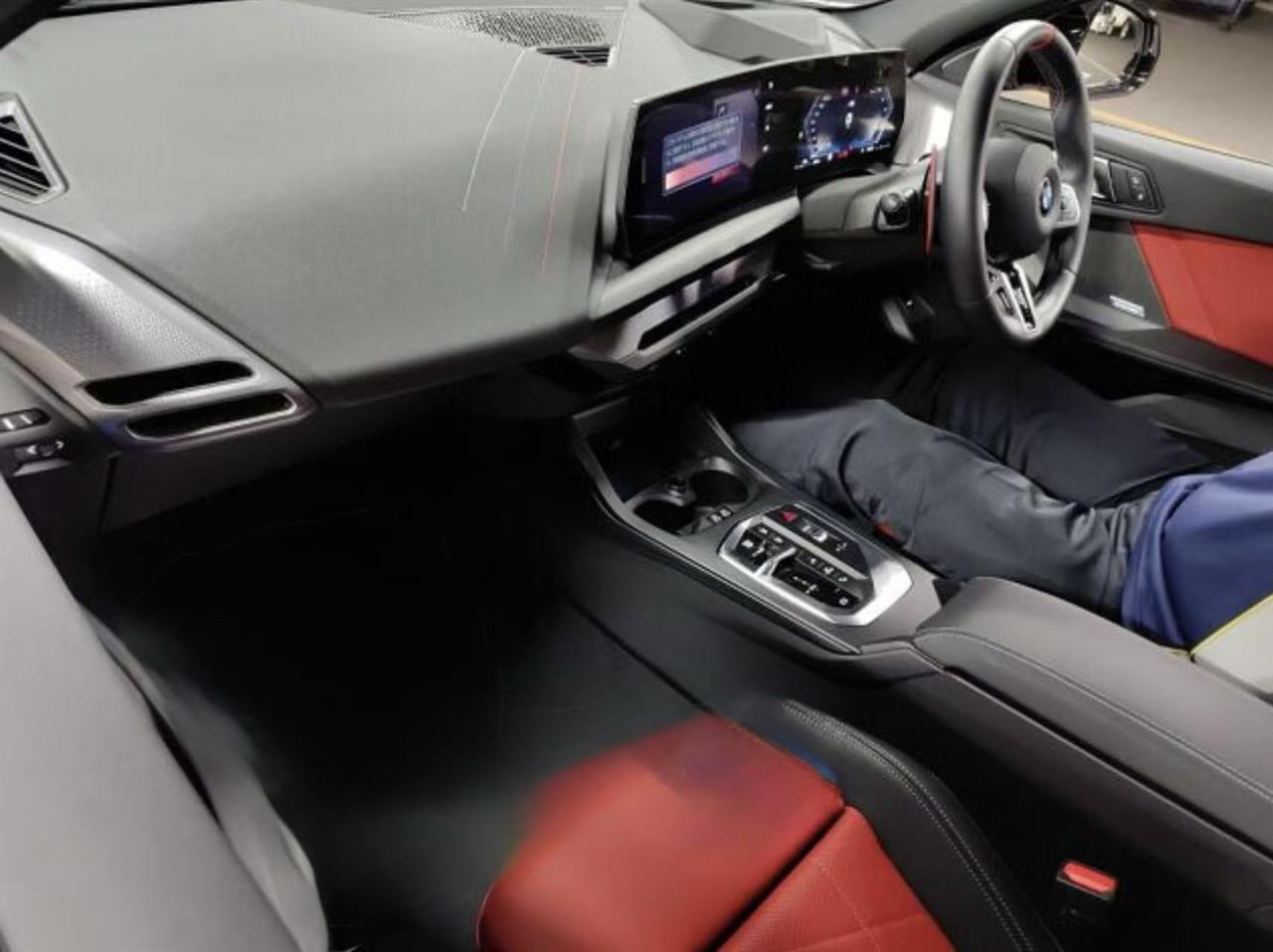 2025 BMW M135i