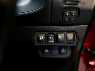 2015 Nissan Leaf - Thumbnail