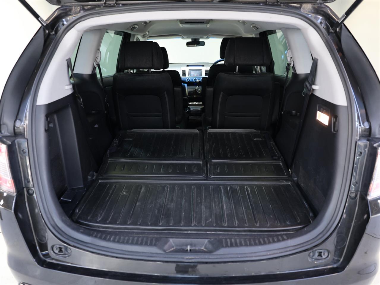 2008 Mazda MPV