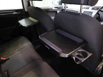 2017 Volkswagen Tiguan - Thumbnail