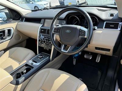 2017 Land Rover Discovery Sport - Thumbnail