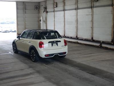 2018 Mini Cooper - Thumbnail