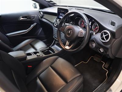 2017 Mercedes-Benz GLA 220 d - Thumbnail