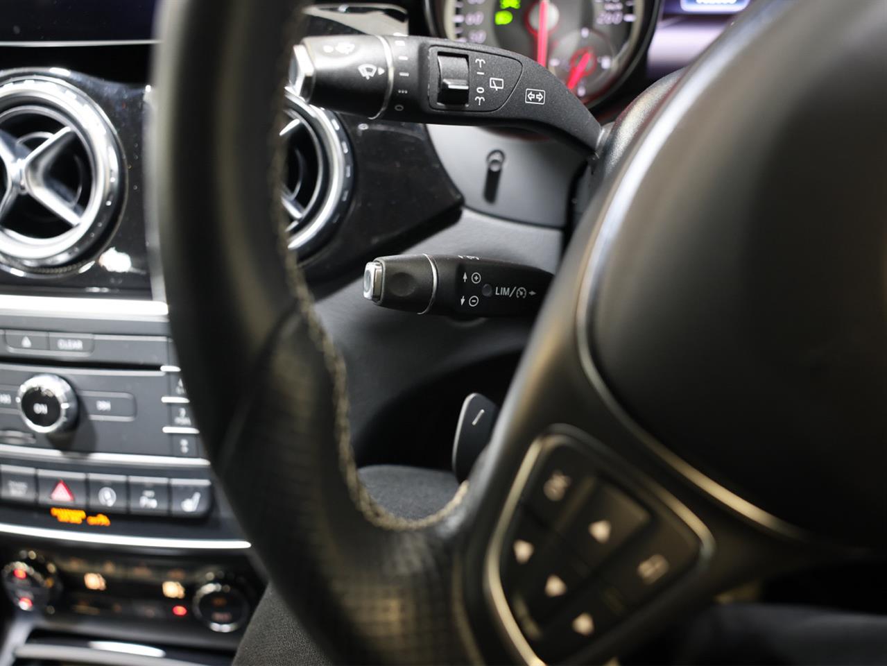 2017 Mercedes-Benz GLA 220 d