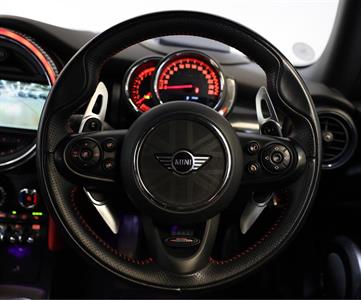 2018 Mini Cooper - Thumbnail