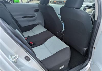 2012 Toyota Aqua - Thumbnail