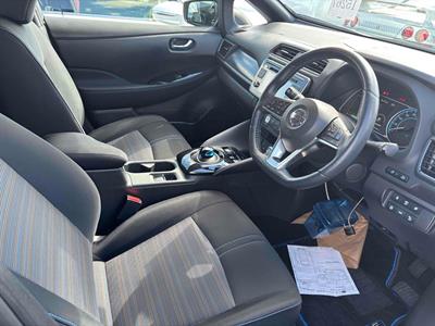 2019 Nissan Leaf - Thumbnail