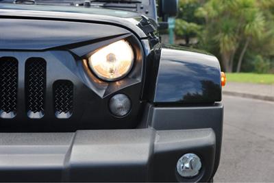 2016 Jeep Wrangler - Thumbnail