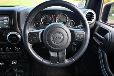 2016 Jeep Wrangler - Thumbnail