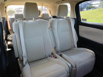 2016 Toyota Vellfire - Thumbnail