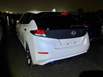 2022 Nissan Leaf - Thumbnail