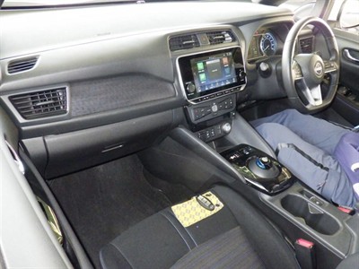 2022 Nissan Leaf - Thumbnail