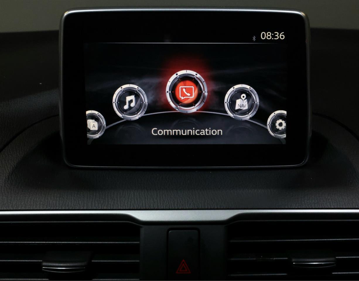 2013 Mazda Axela