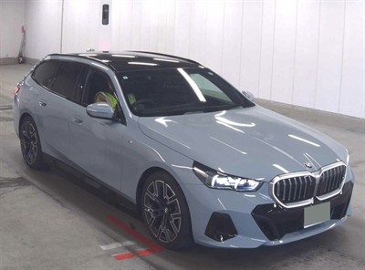 2023 BMW 523d