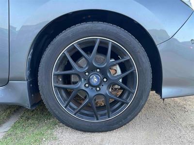 2017 Nissan Leaf - Thumbnail