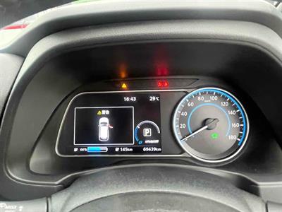 2018 Nissan Leaf - Thumbnail