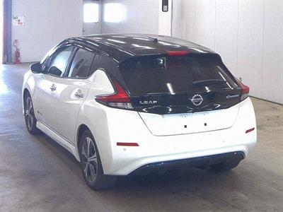 2018 Nissan Leaf - Thumbnail