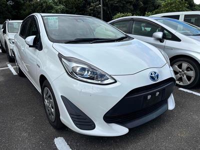 2018 Toyota Aqua - Thumbnail