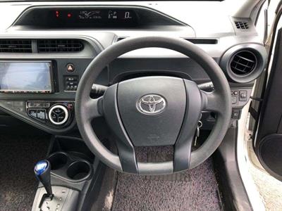 2018 Toyota Aqua - Thumbnail