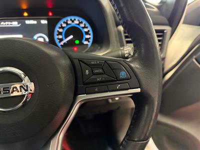 2021 Nissan Leaf - Thumbnail