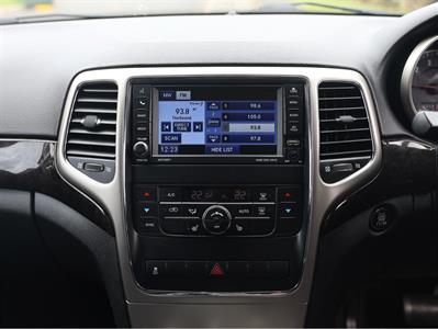 2013 Jeep Grand Cherokee - Thumbnail