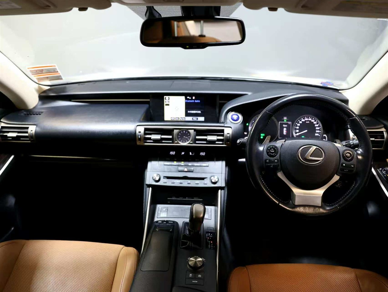 2015 Lexus IS 300H