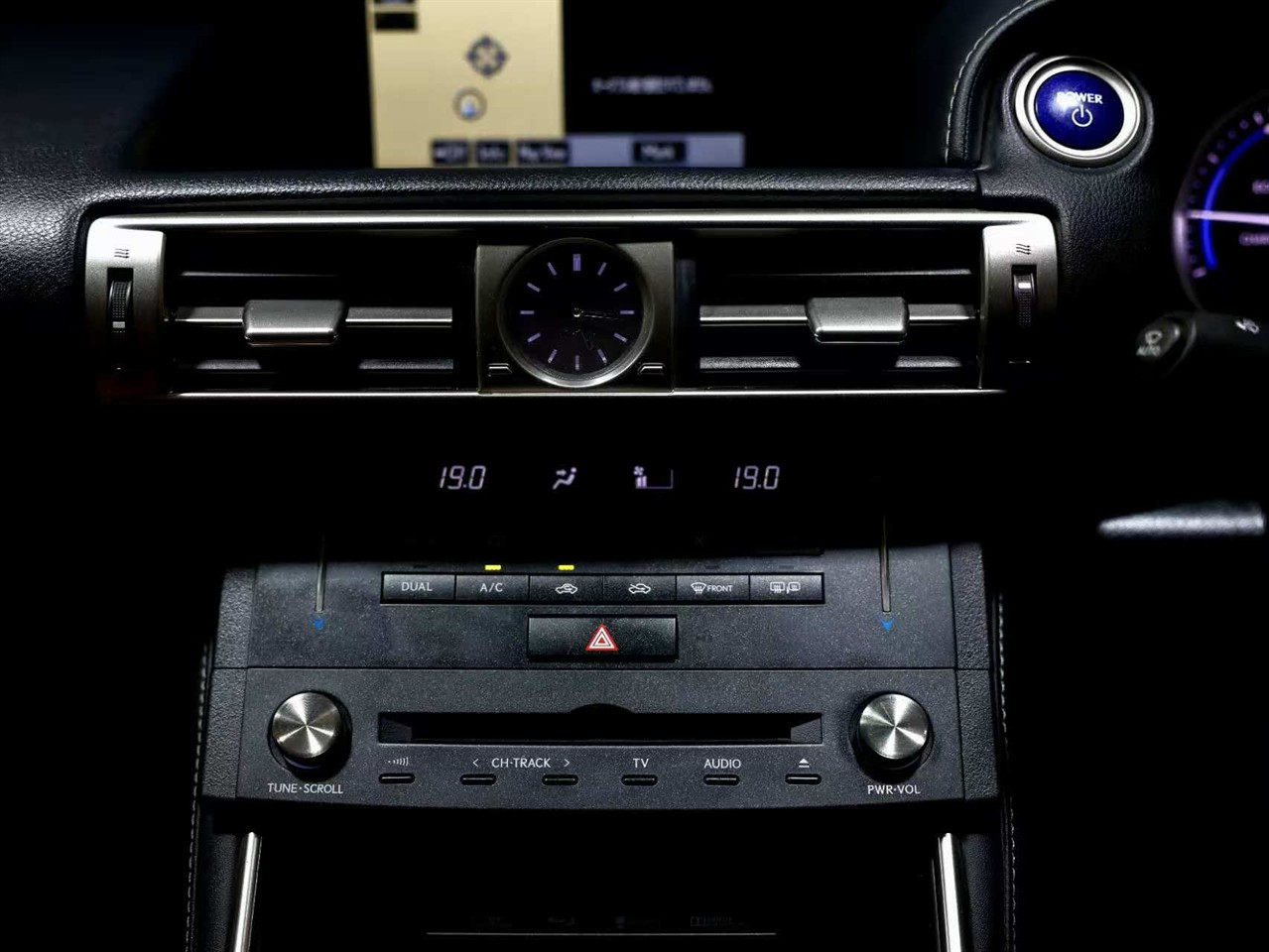 2015 Lexus IS 300H