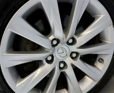 2015 Lexus IS 300H - Thumbnail