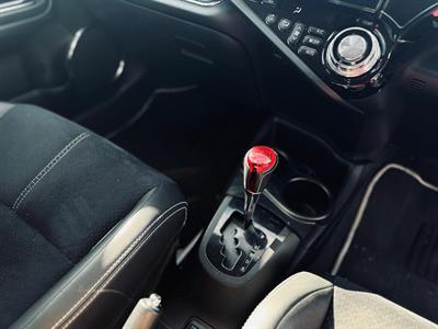 2015 Toyota Aqua - Thumbnail