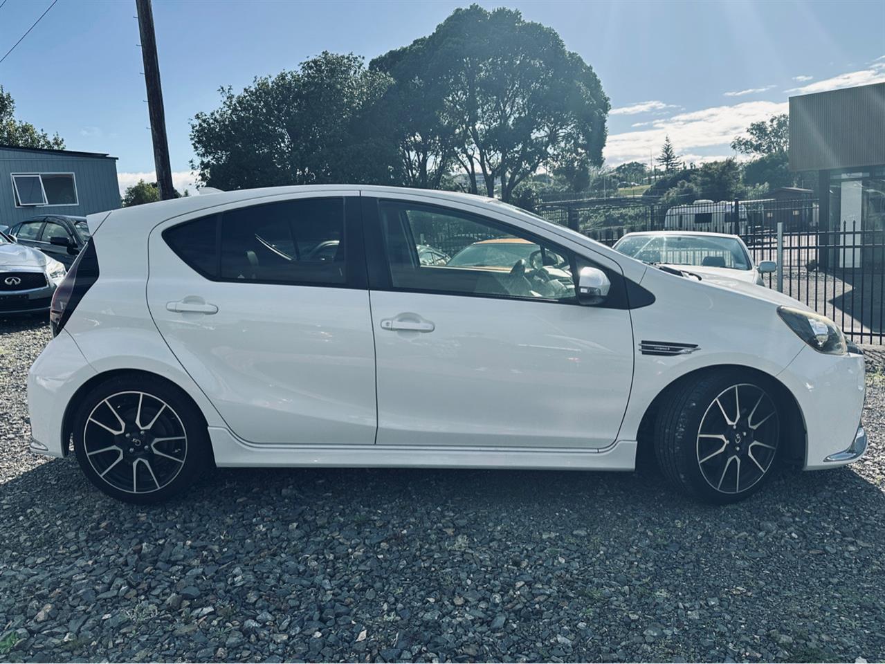 2015 Toyota Aqua