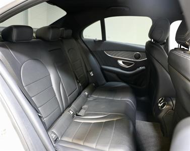 2017 Mercedes-Benz C 220d - Thumbnail