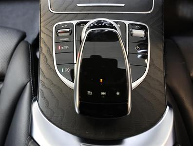 2017 Mercedes-Benz C 220d - Thumbnail