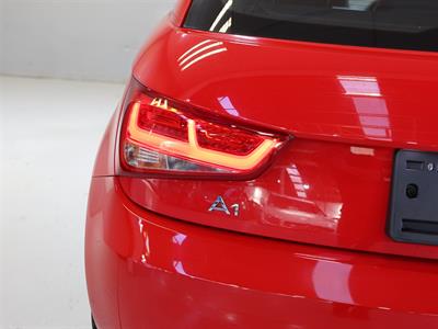 2013 Audi A1 - Thumbnail