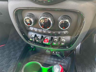 2017 Mini Cooper - Thumbnail