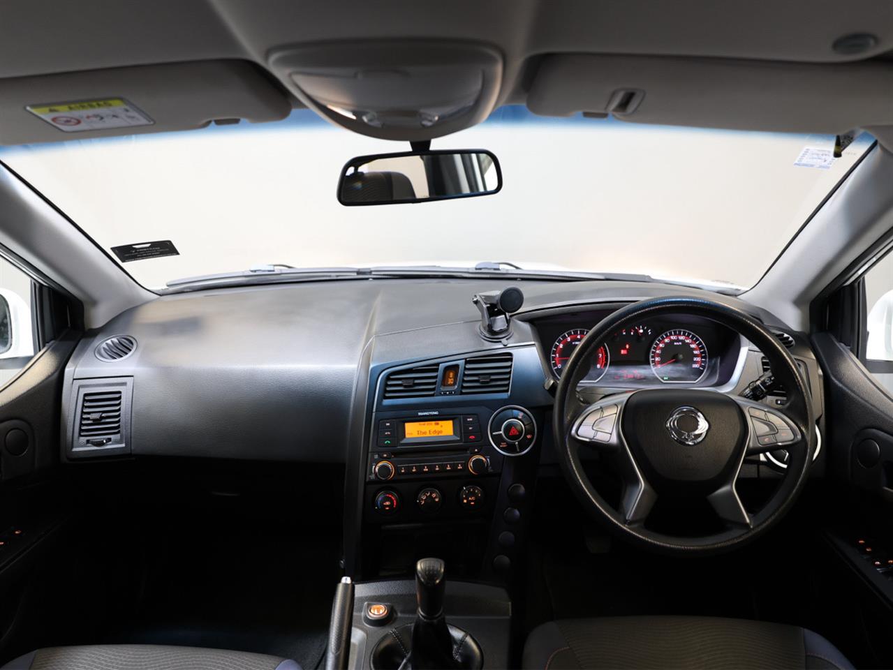 2015 Ssangyong Actyon