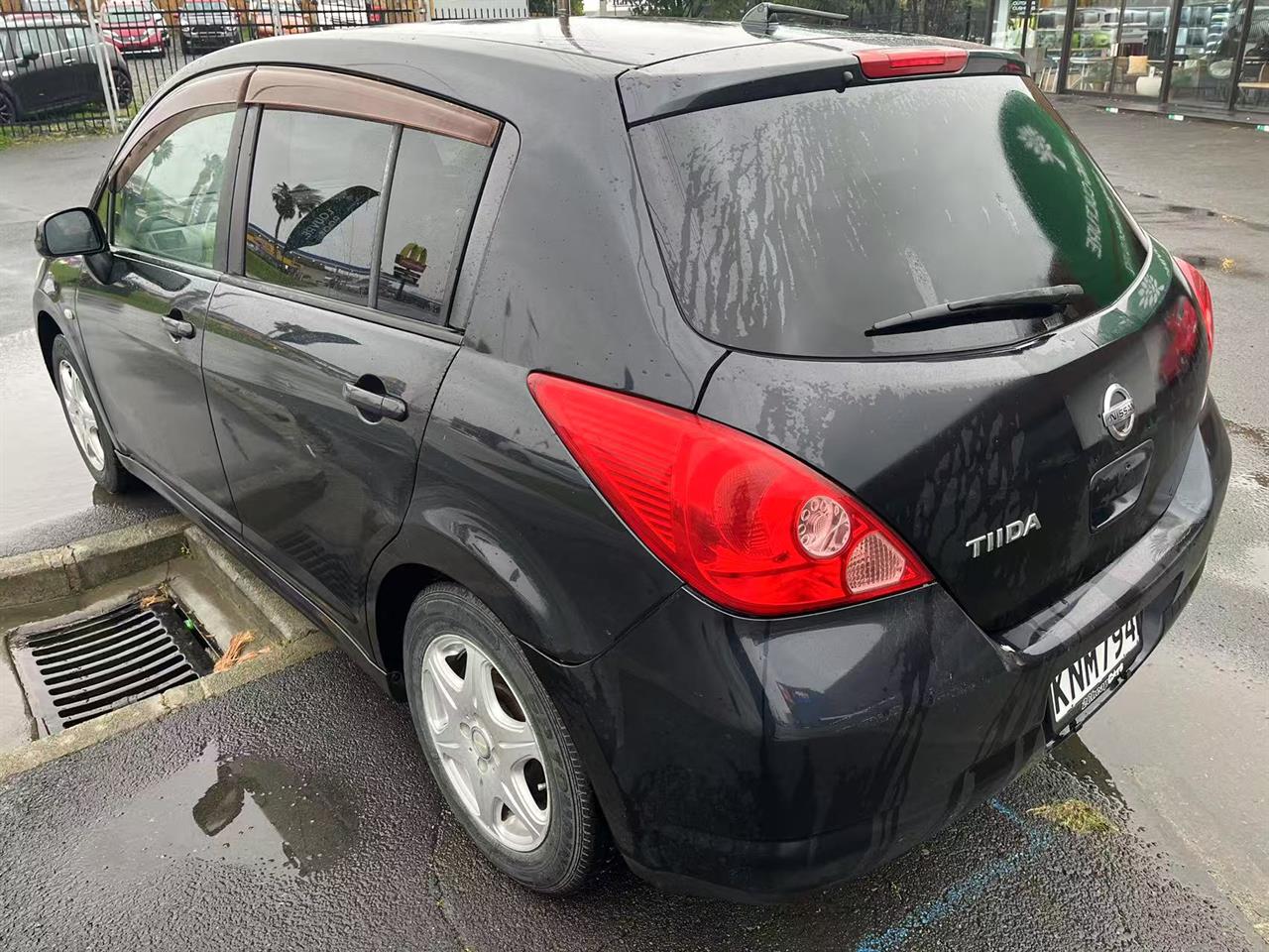 2005 Nissan Tiida