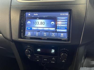 2013 Suzuki Swift - Thumbnail