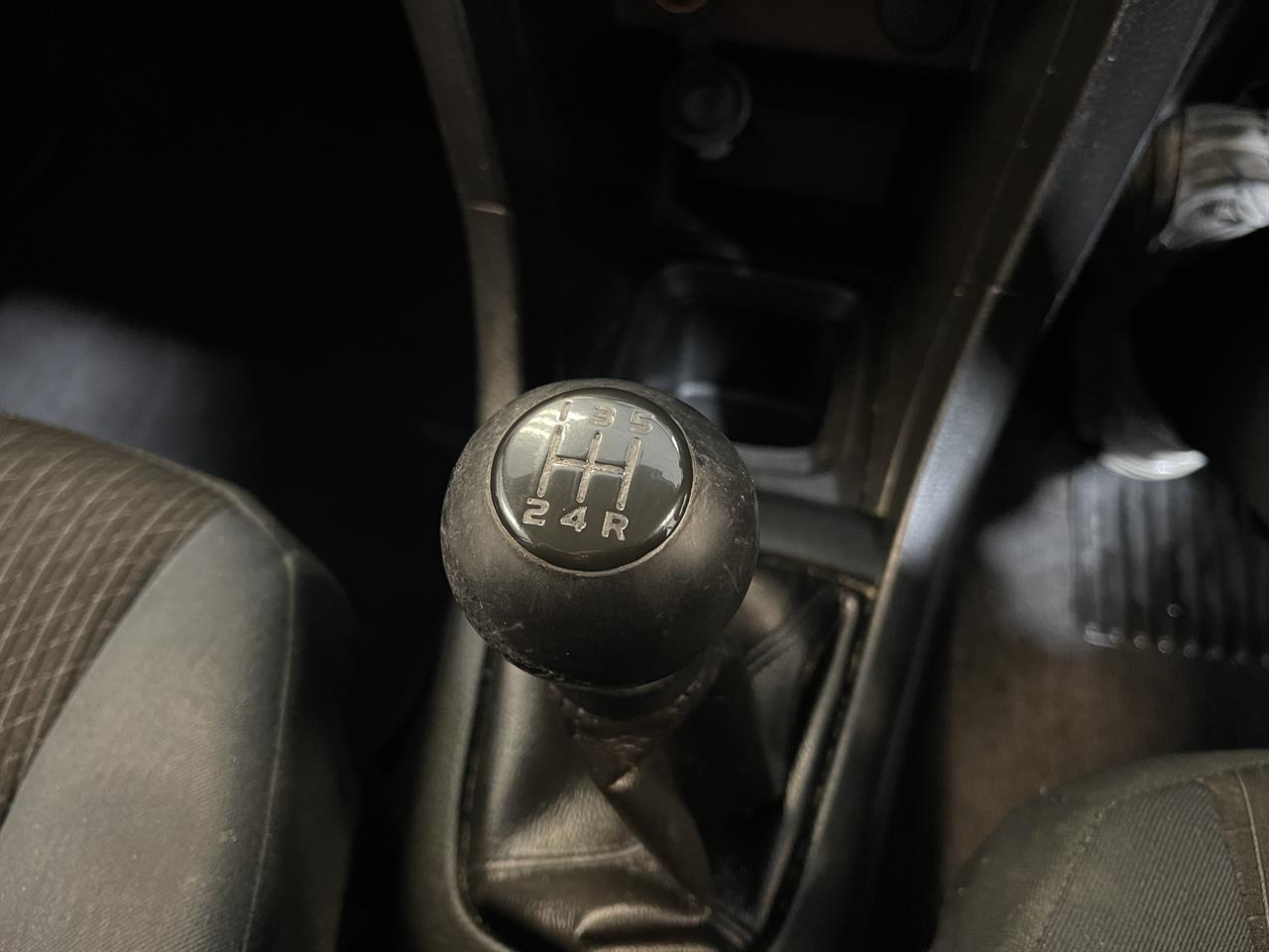2013 Suzuki Swift