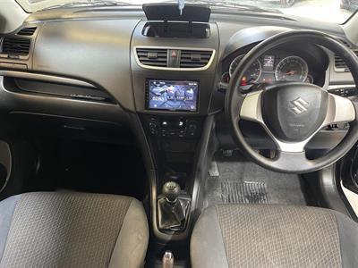 2013 Suzuki Swift - Thumbnail
