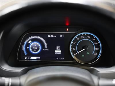 2021 Nissan Leaf - Thumbnail