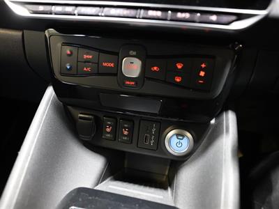 2021 Nissan Leaf - Thumbnail