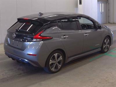 2021 Nissan Leaf - Thumbnail