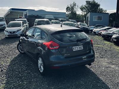 2016 Ford Focus - Thumbnail